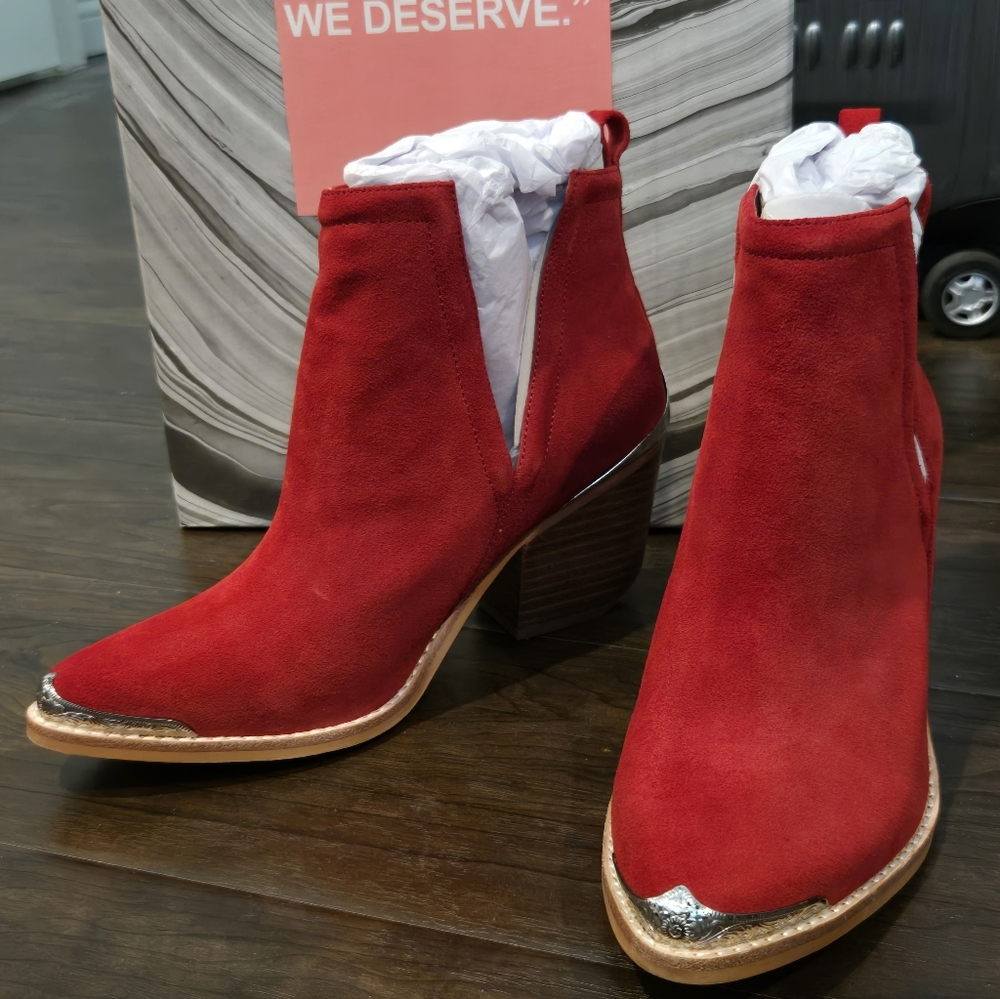New In Box Jeffrey Campbell Cromwell Western Ankle Bootie Red Suede Size 7